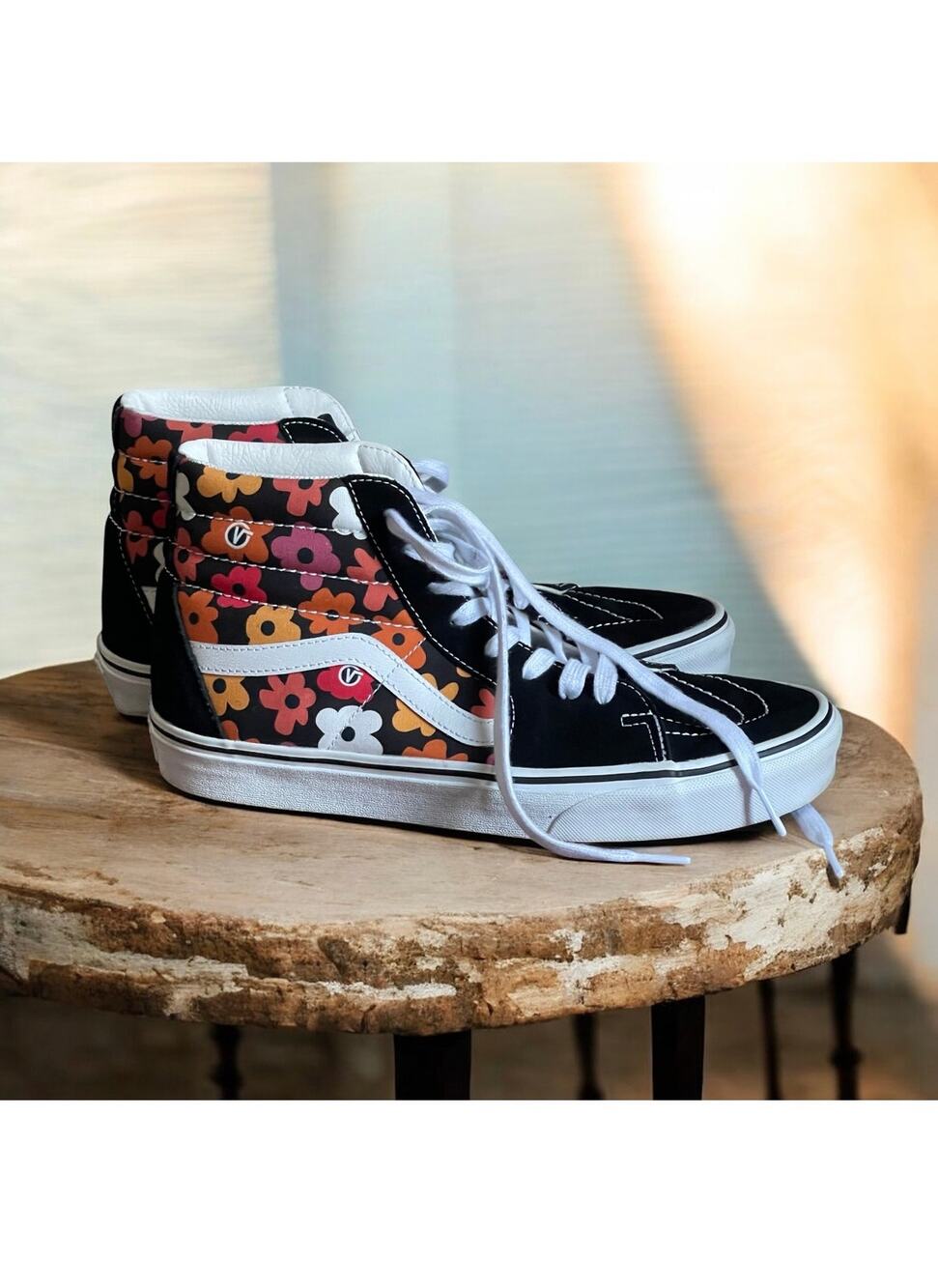 Vans Sk8-Hi Flower Black Multi
High Top Shoes Men's Size 10